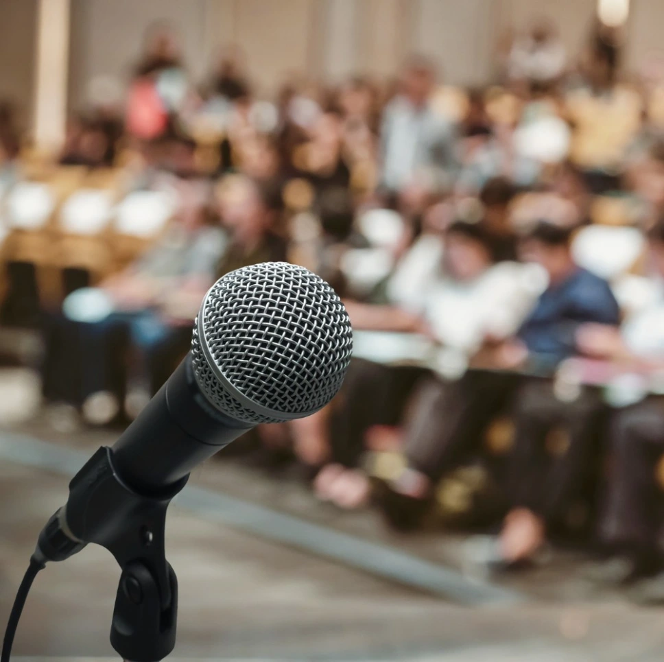 Oratoria, presentaciones y comunicación efectiva